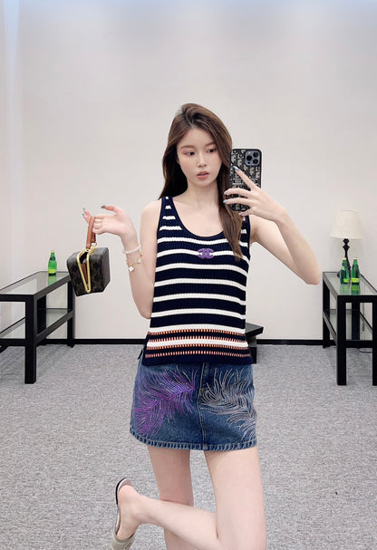 2025 Autumn New Striped knitted vest