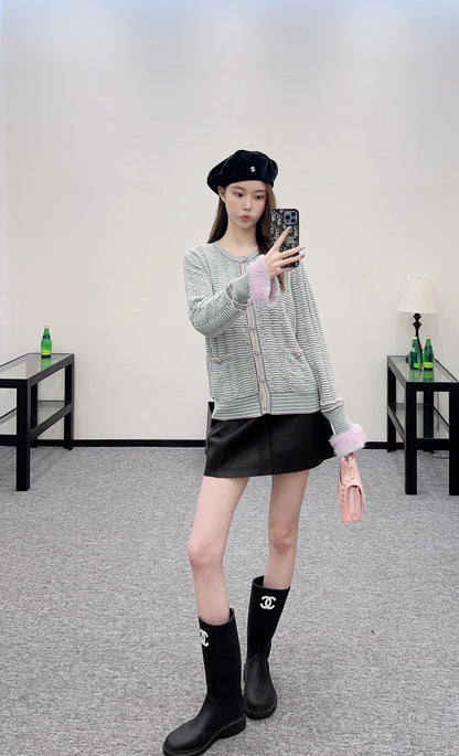2025 Autumn New Striped knitted cardigan