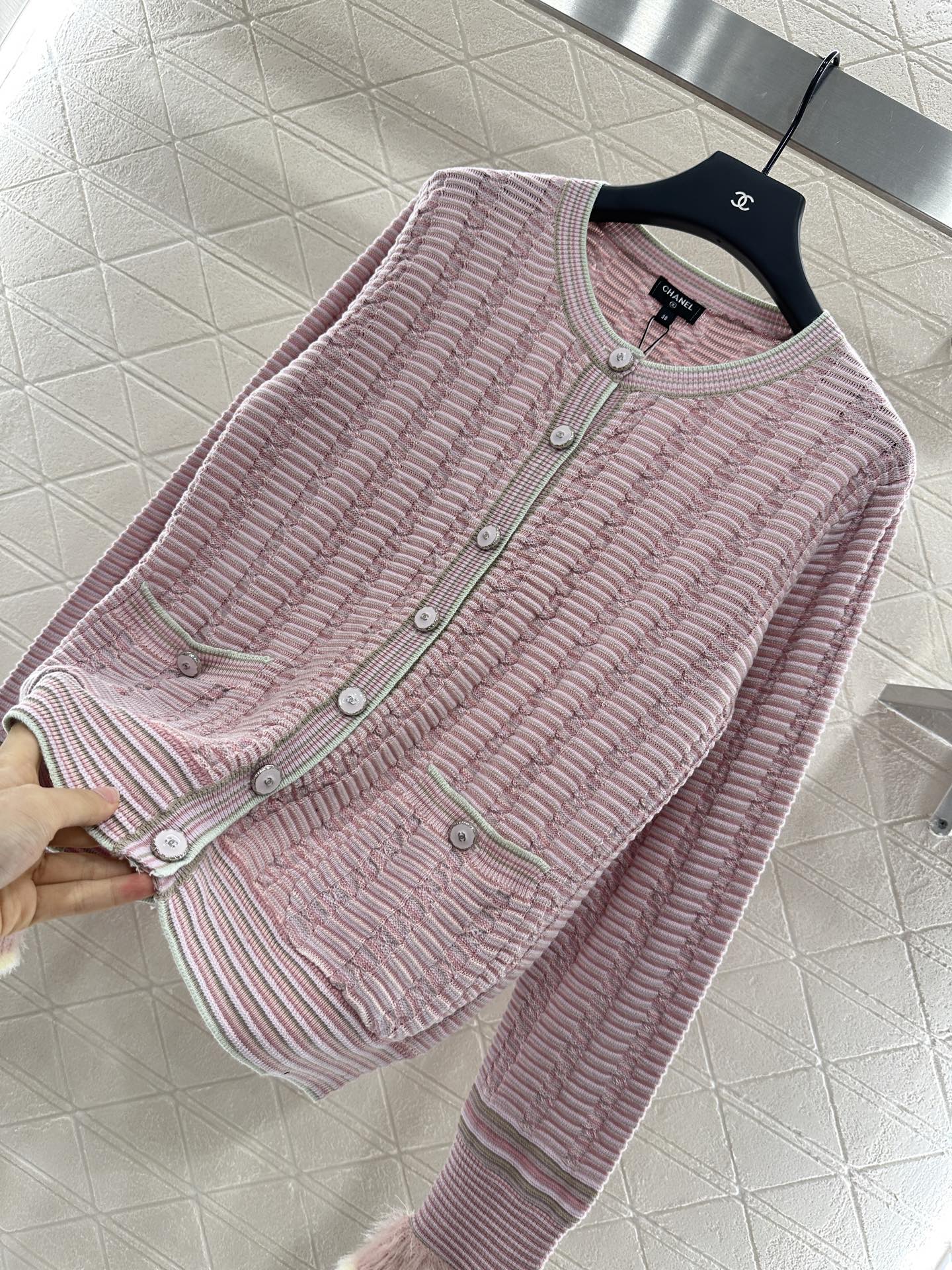 2025 Autumn New Striped knitted cardigan