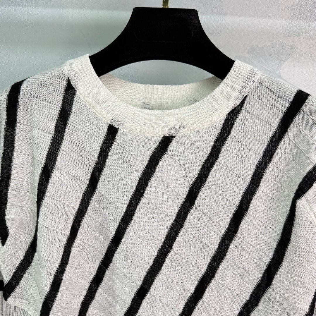 2025 Autumn New Fake two-piece patchwork diagonal striped knitted long sleeves