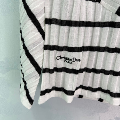 2025 Autumn New Fake two-piece patchwork diagonal striped knitted long sleeves