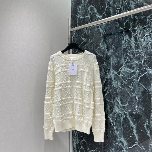 D 25 Early Fall New Round Neck Raglan Pullover Sweater