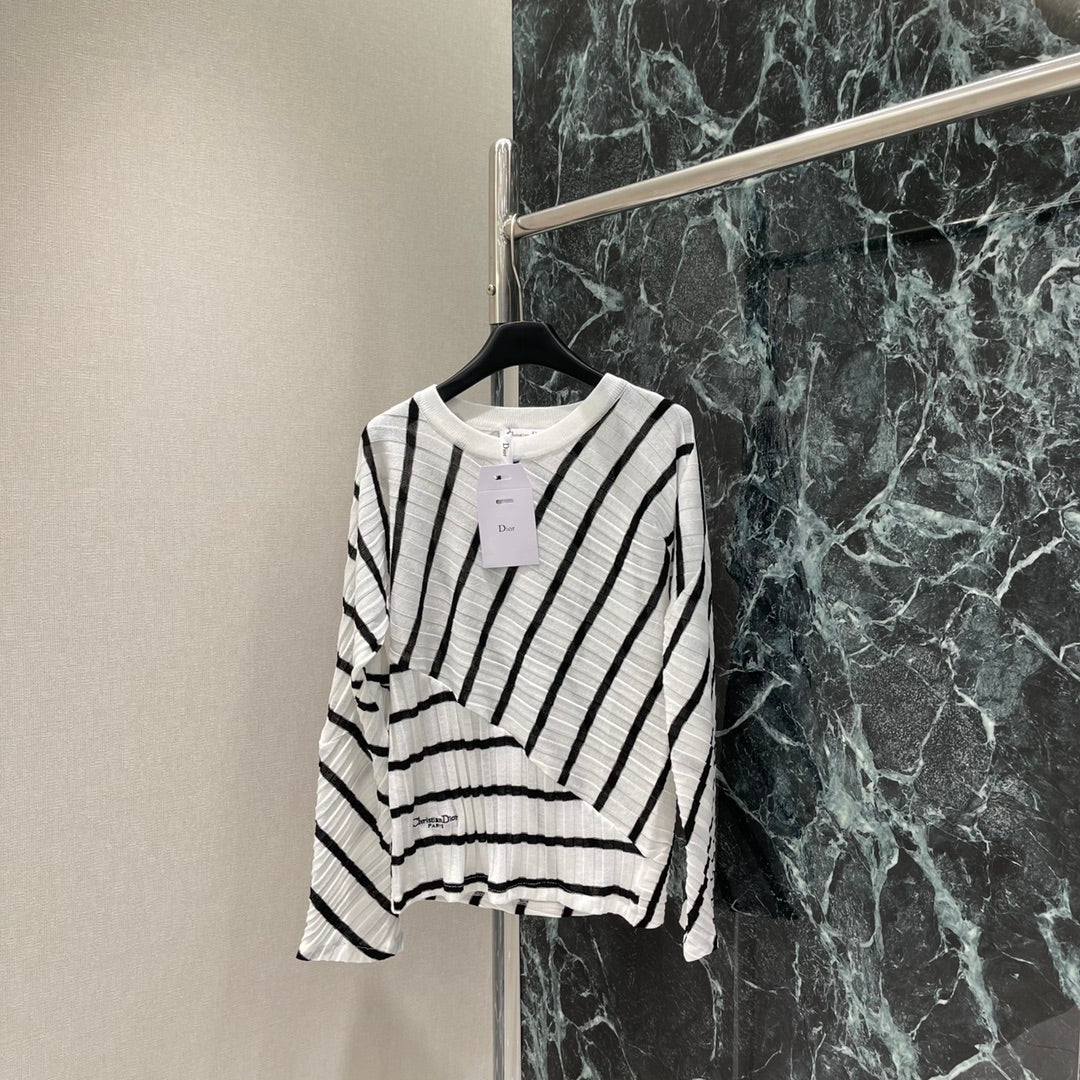 D 25 Early Autumn New Style Fake Two-piece Splicing Diagonal Stripe Knitted Long Sleeves