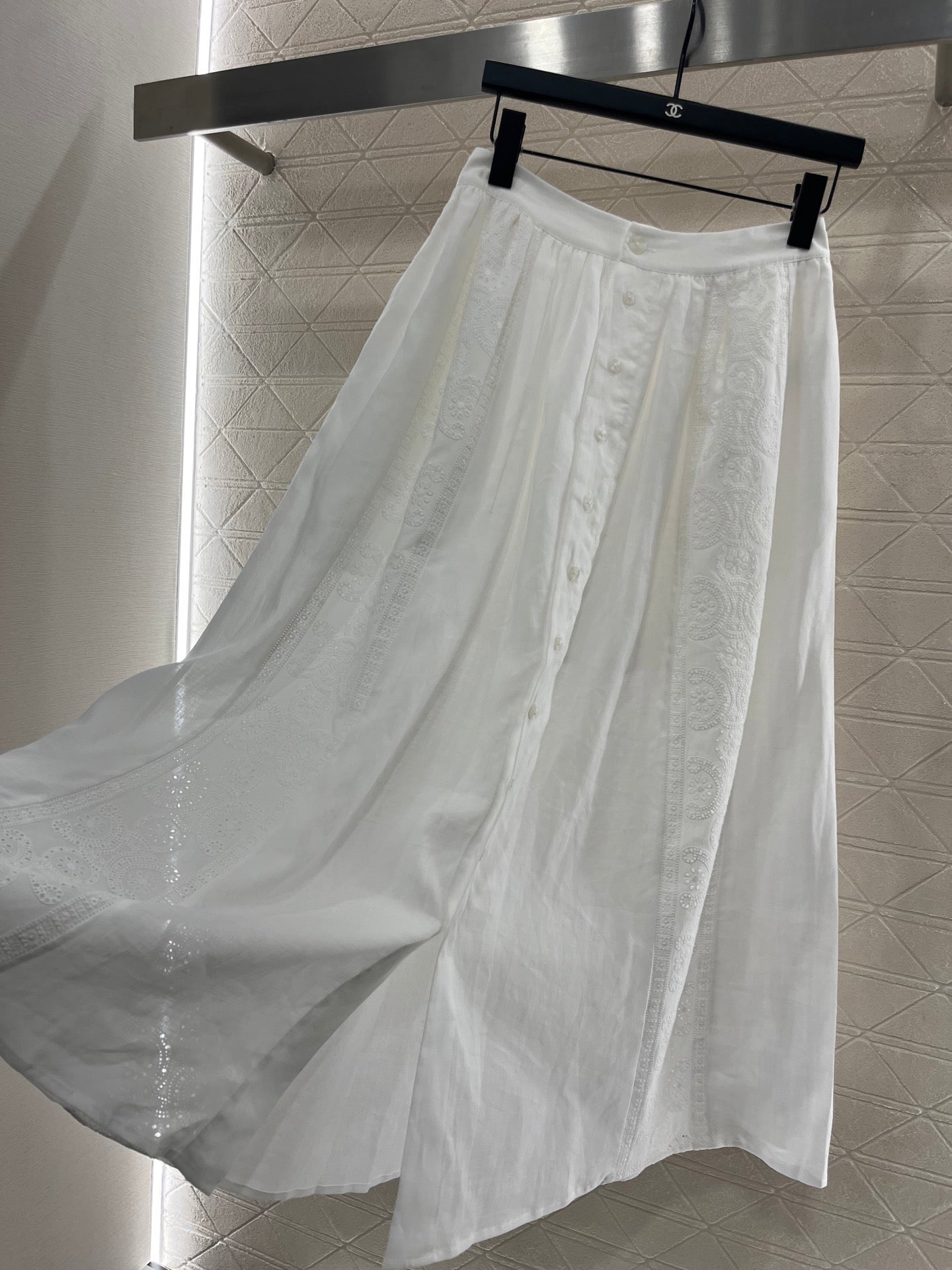 2025 Early Autumn New Embroidered Hollow T-shirt with Midi Skirt