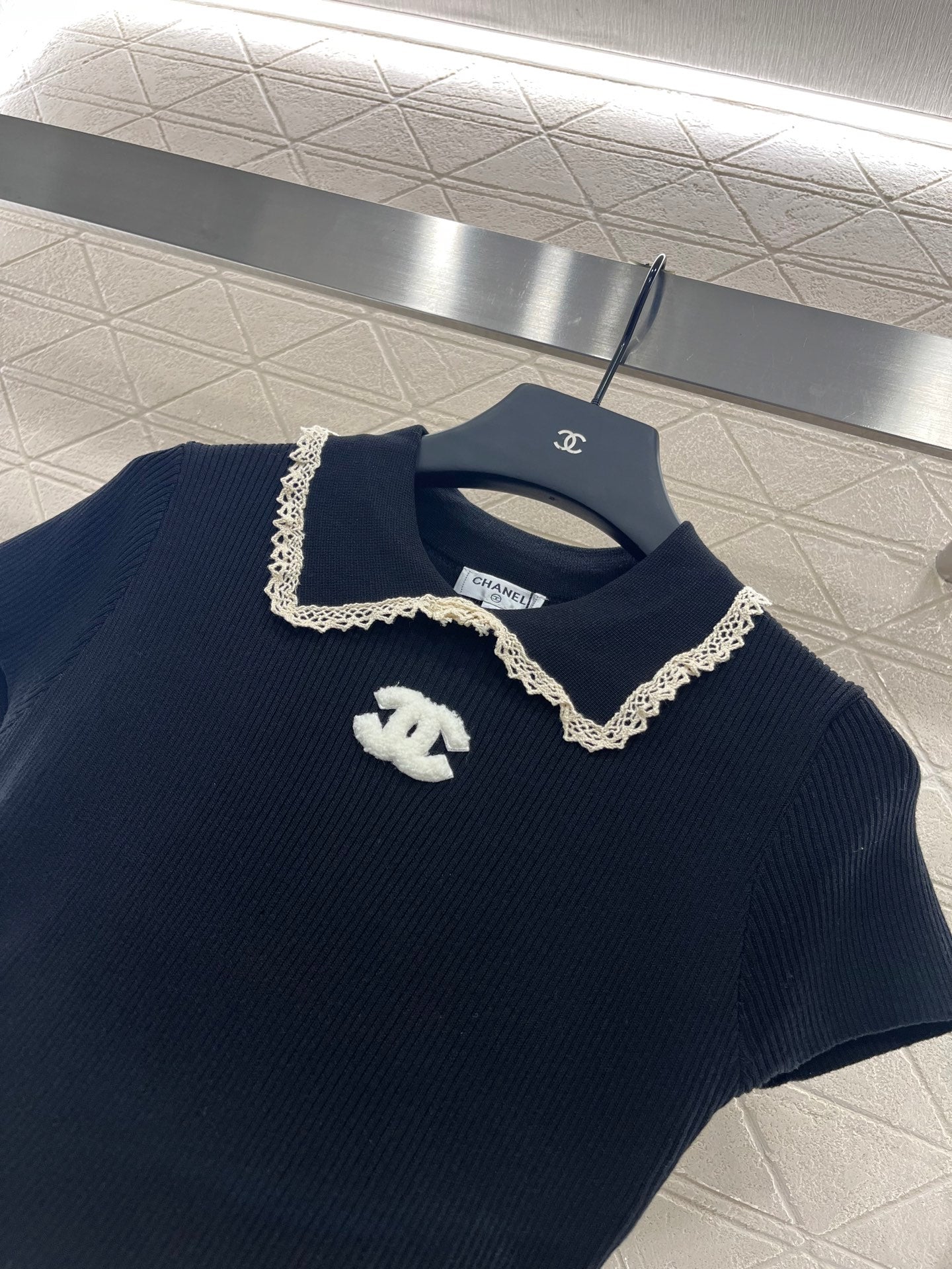 2025 Early Autumn New Arrivals Hollow Lace Knitted Short Sleeves