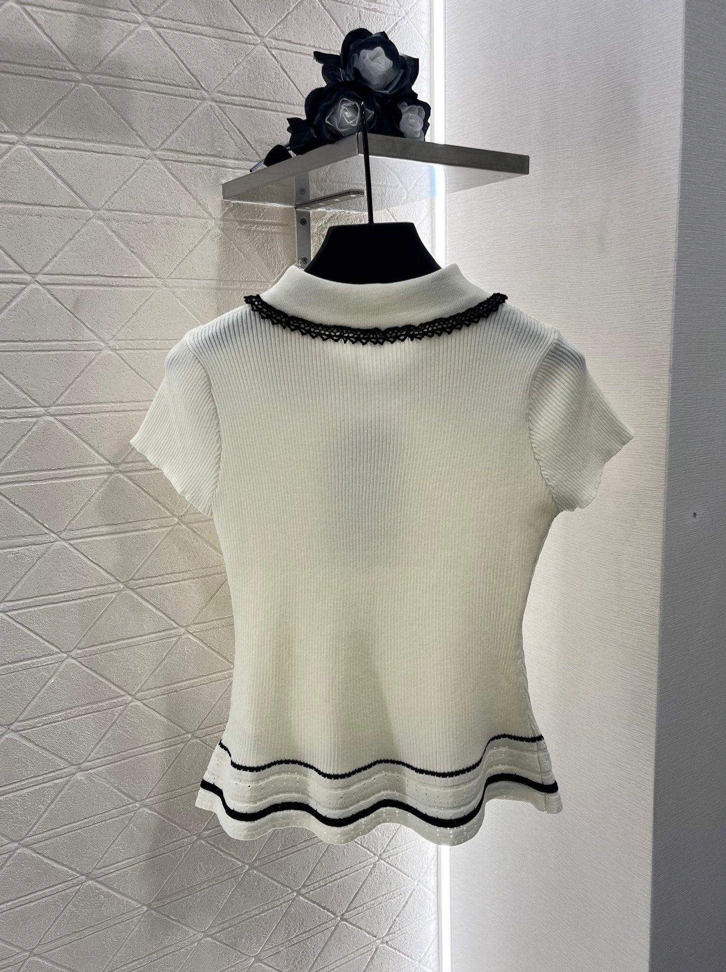 2025 Early Autumn New Arrivals Hollow Lace Knitted Short Sleeves