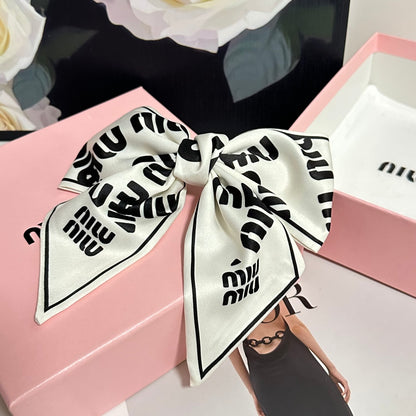 25 Summer New Bow Retro Letter Hairpins