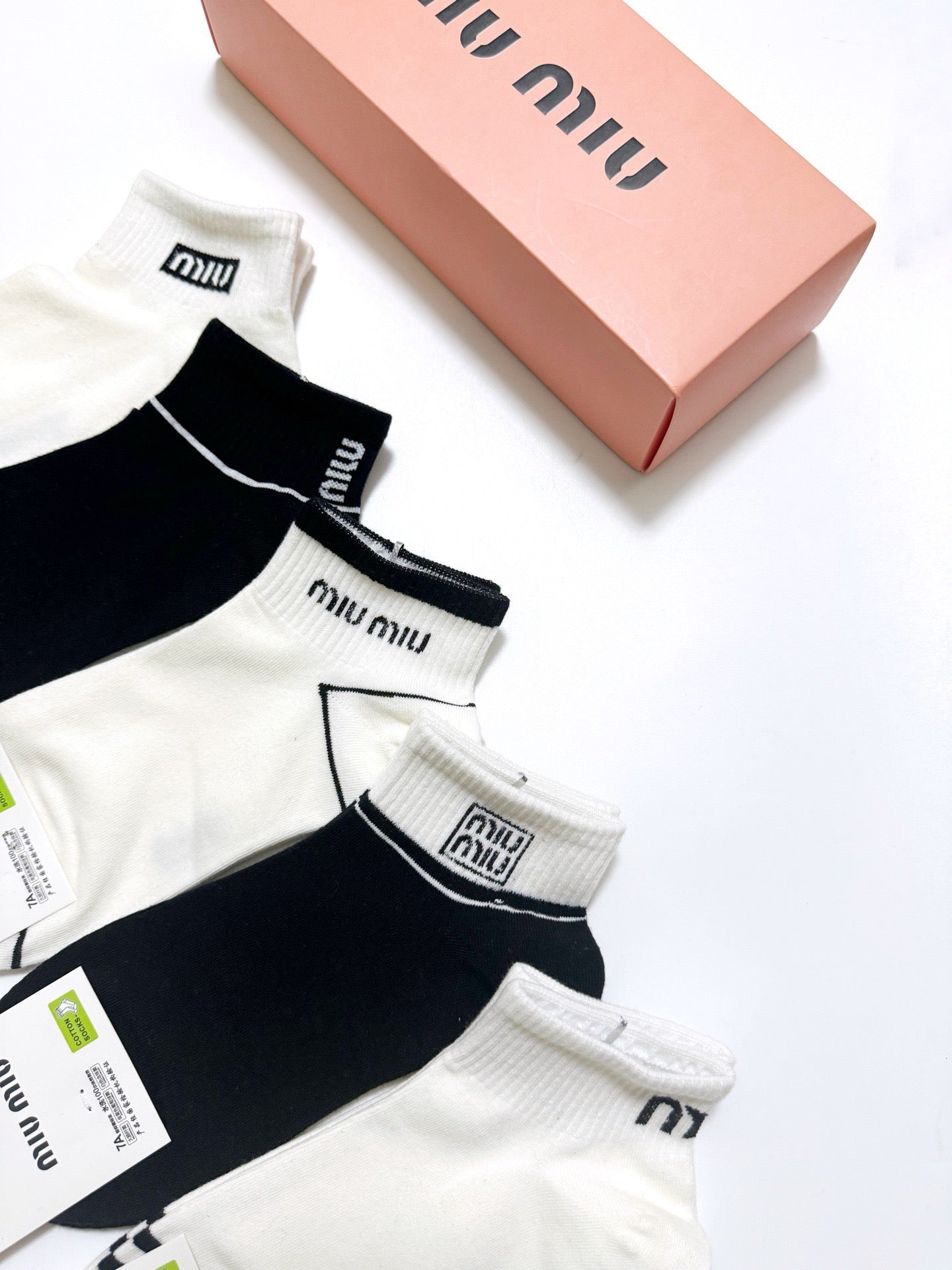 25 Summer new classic letter logo pure cotton socks