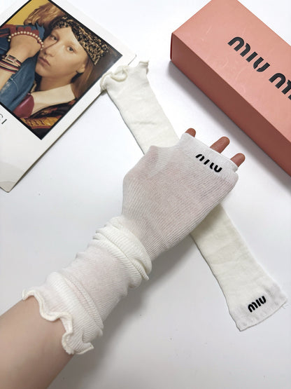 25 Summer new classic letter logo pure cotton socks