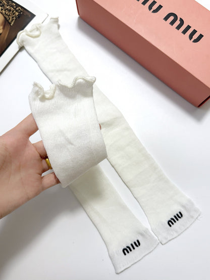 25 Summer new classic letter logo pure cotton socks