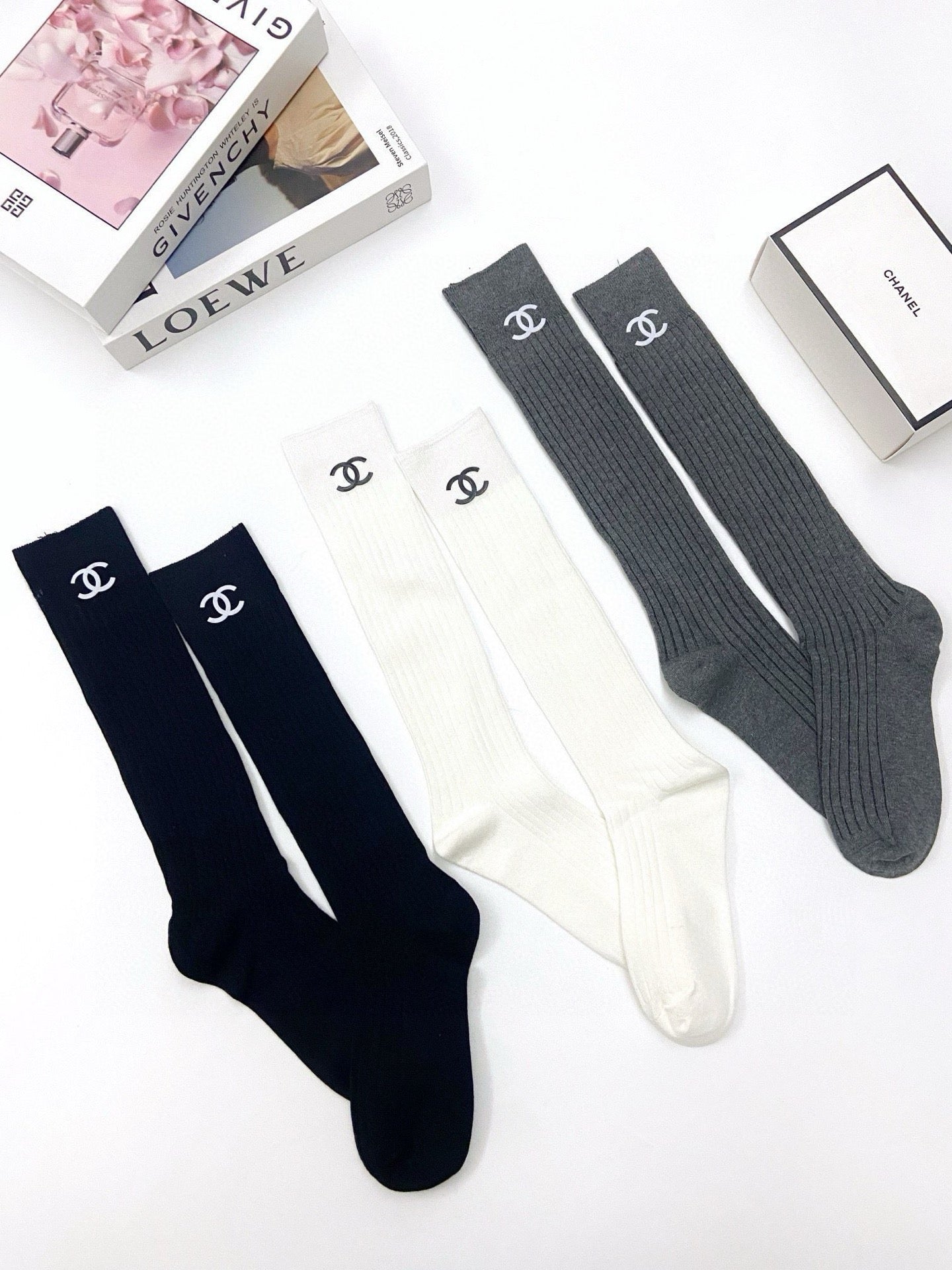 25 Summer new classic letter logo pure cotton socks