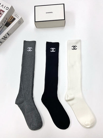 25 Summer new classic letter logo pure cotton socks