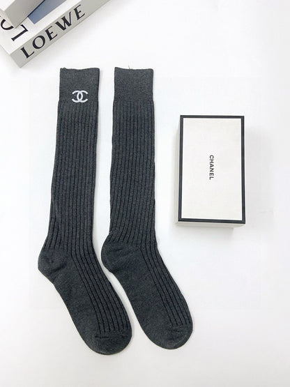 25 Summer new classic letter logo pure cotton socks