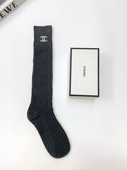 25 Summer new classic letter logo pure cotton socks