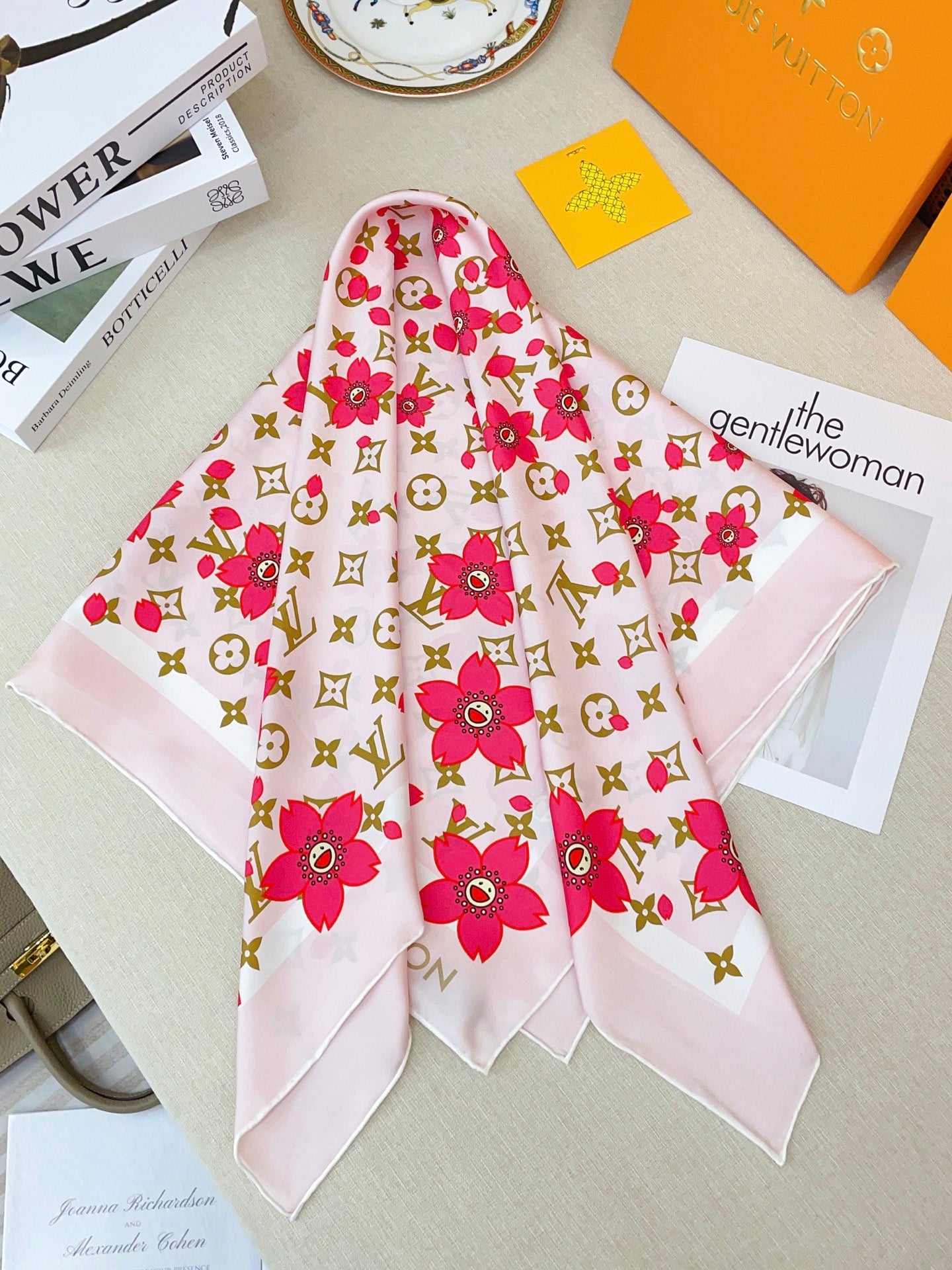 25 Summer New Twill Silk Square Scarf