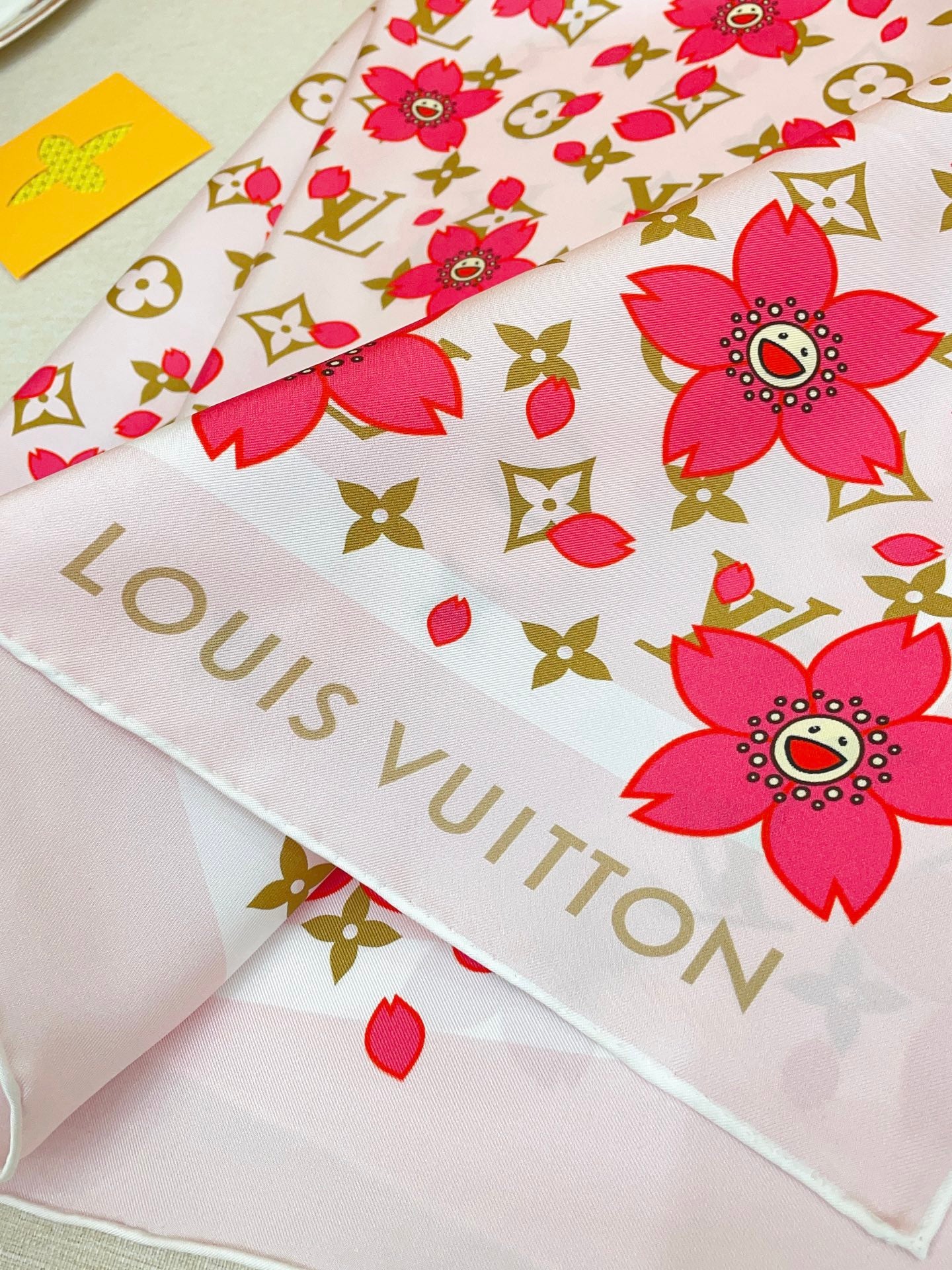 25 Summer New Twill Silk Square Scarf