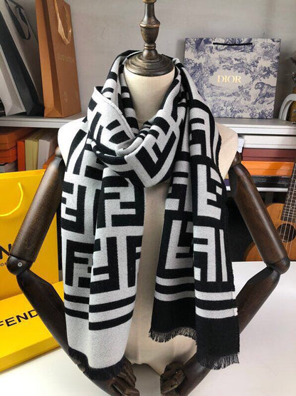 25 autumn and winter new letter old flower scarf