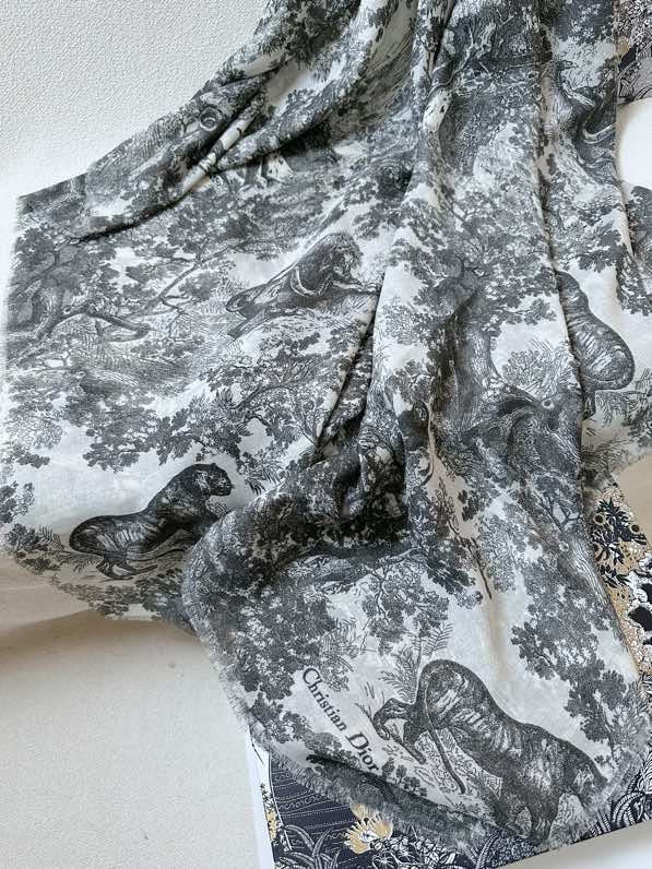 25 autumn and winter new animal jungle silk cashmere scarf long shawl