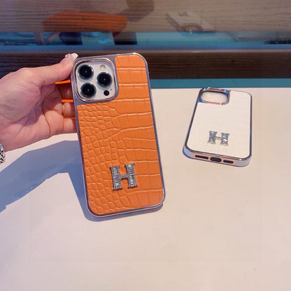 Crocodile pattern H letter phone case