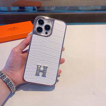 Crocodile pattern H letter phone case