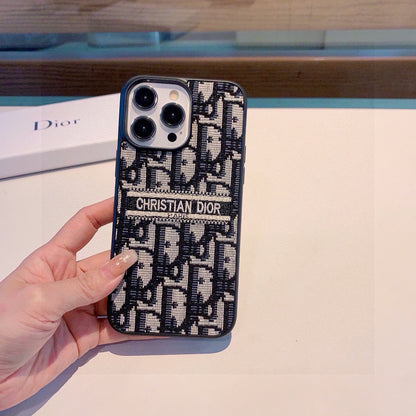 Embroidered fabric all-inclusive phone case
