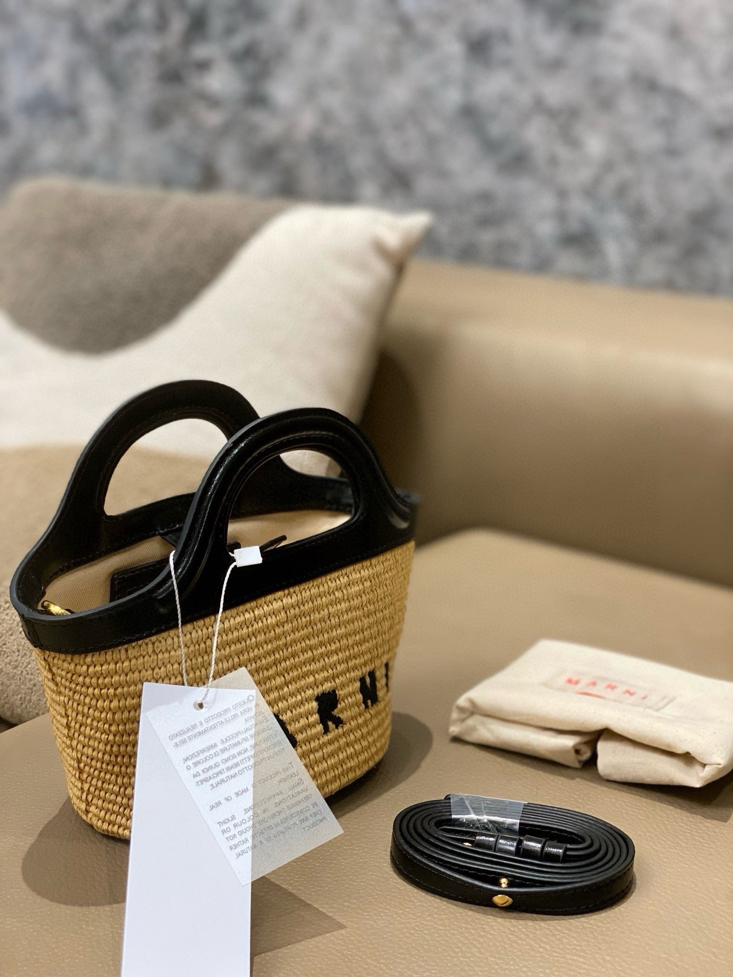 Woven straw basket bag
