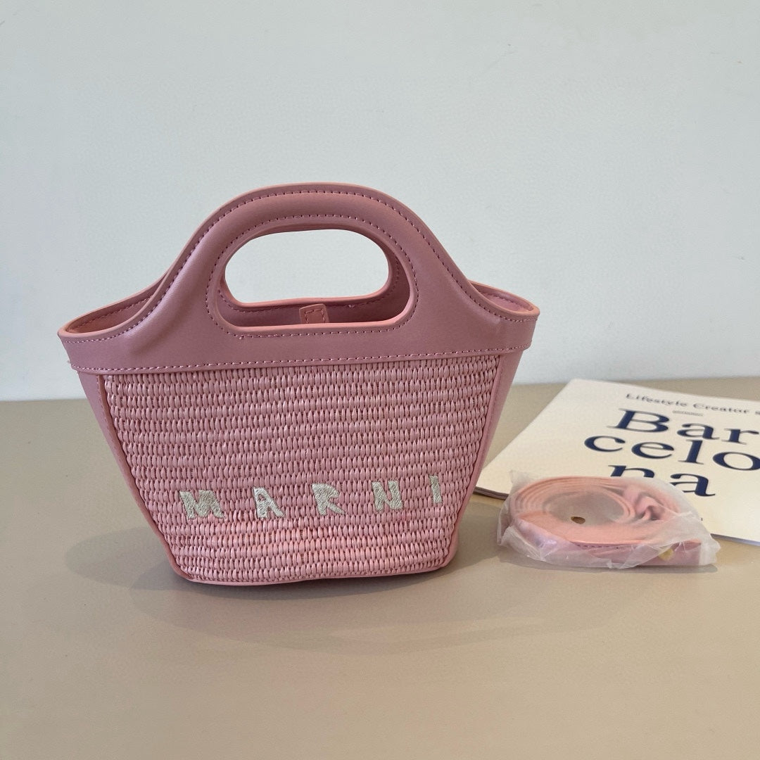Woven straw basket bag