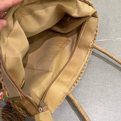 New straw bag