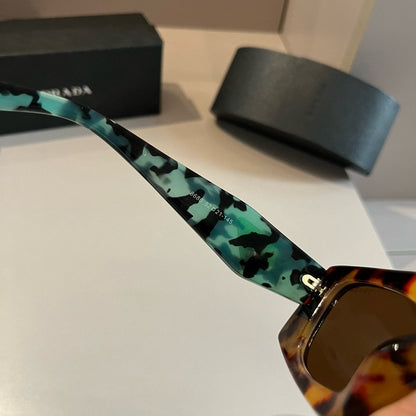 New cat-eye sunglasses