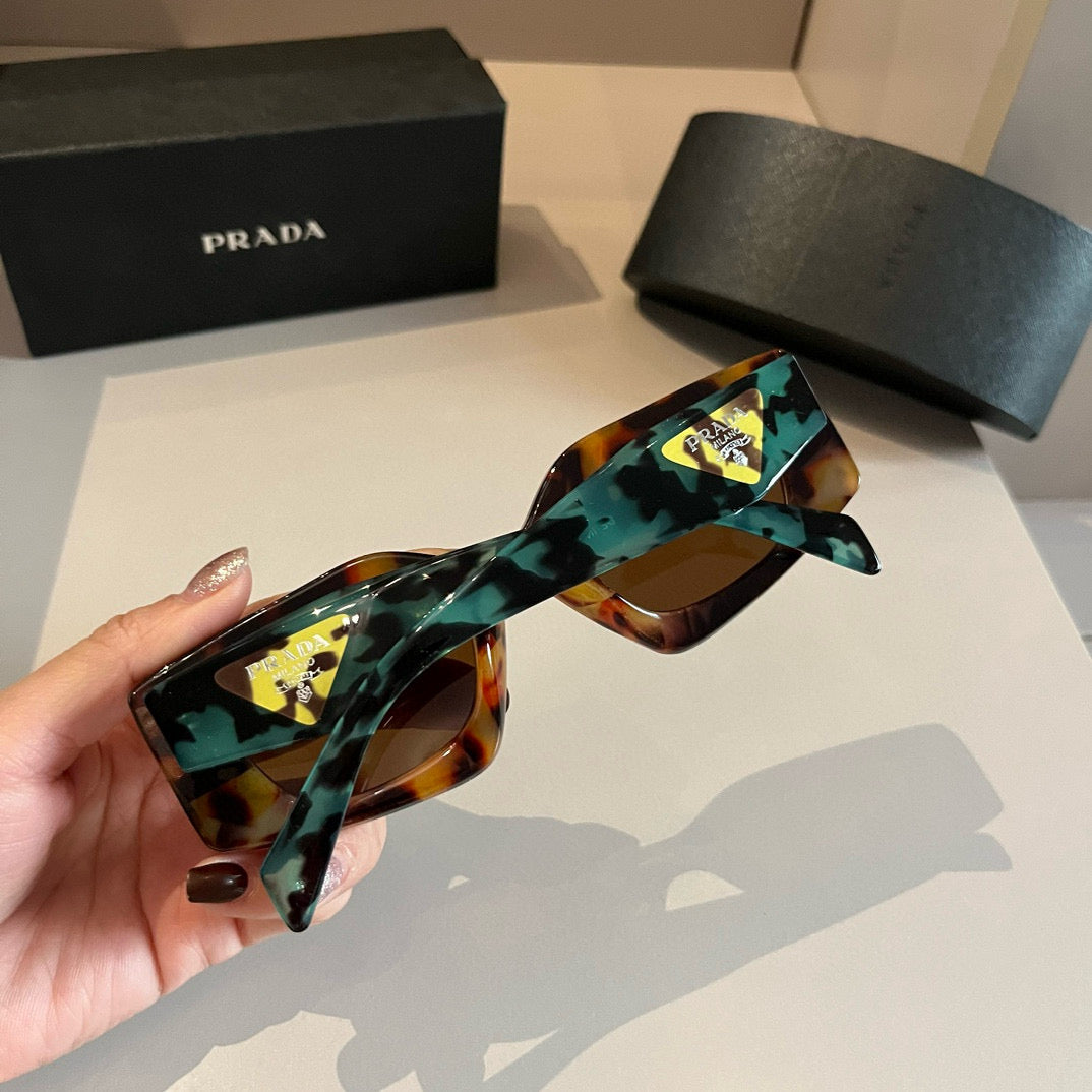 New cat-eye sunglasses