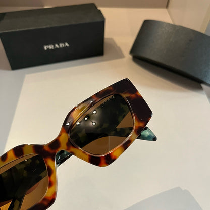 New cat-eye sunglasses