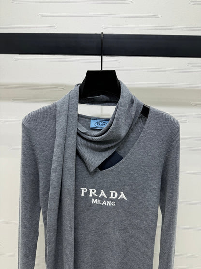 25 Early Autumn New Irregular Neck Knitted Long Sleeve Top