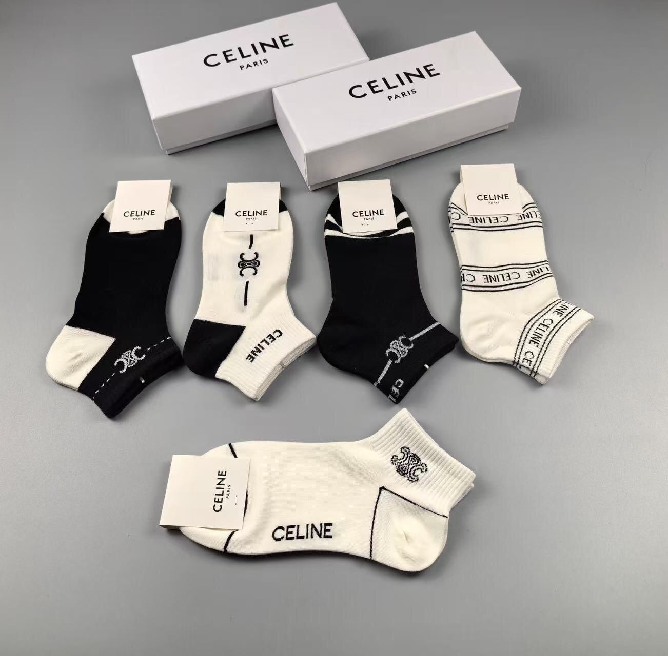 New jacquard letter socks