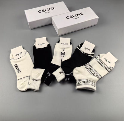 New jacquard letter socks