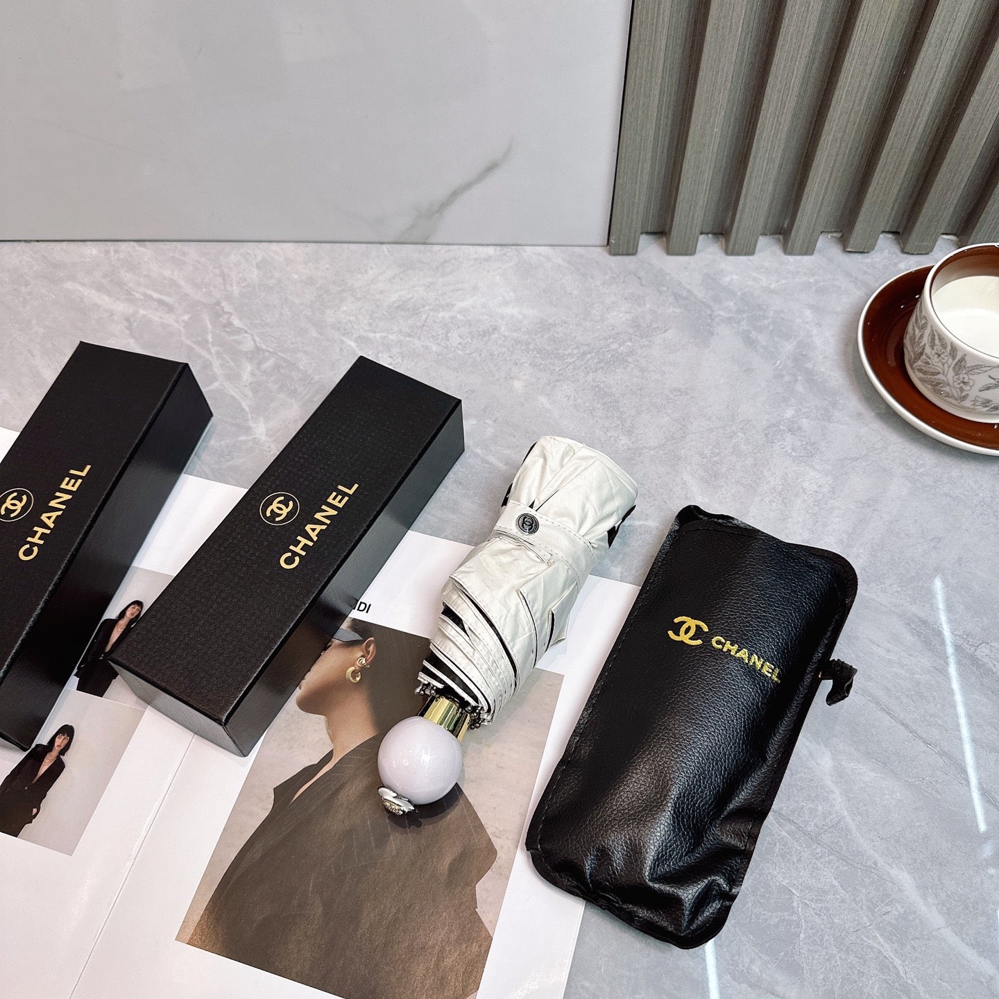 New style pearl handle with leather umbrella cover folding umbrella