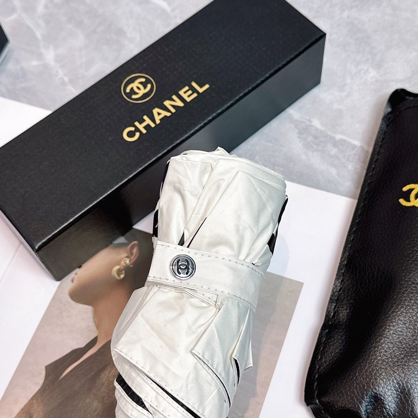 New style pearl handle with leather umbrella cover folding umbrella