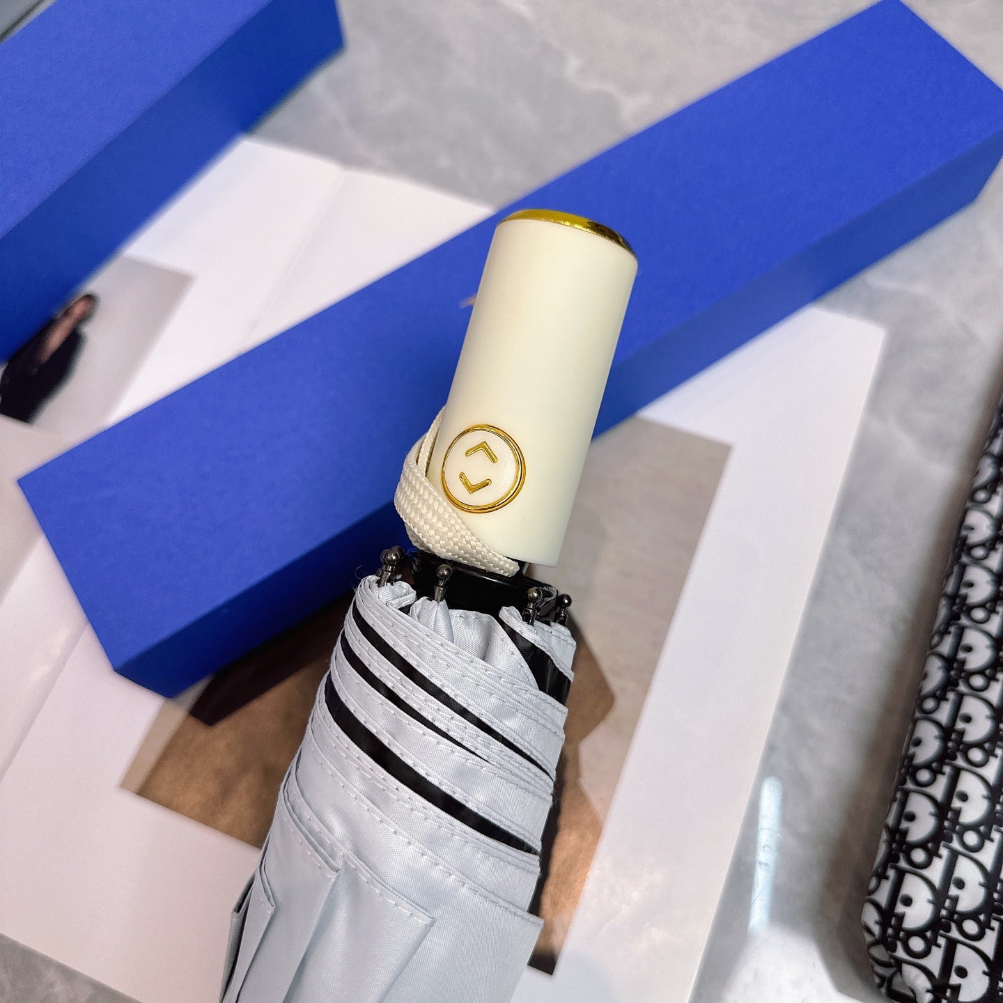 New summer style fully automatic folding umbrella