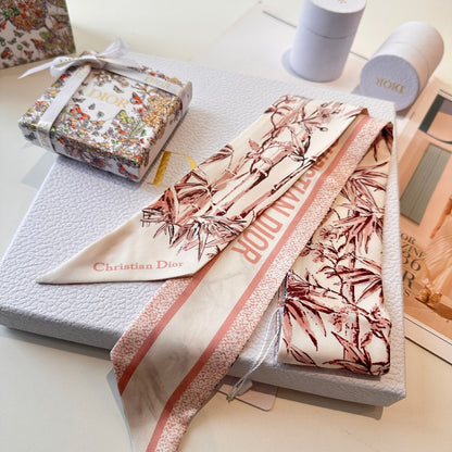New classic printed silk scarf