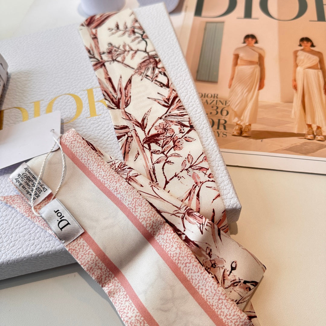 New classic printed silk scarf