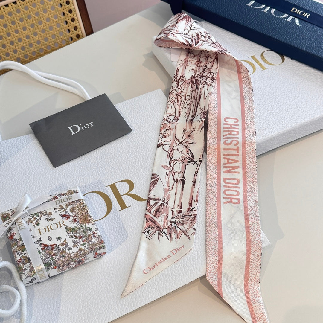 New classic printed silk scarf