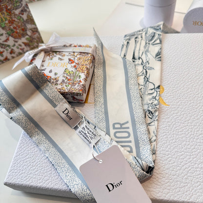 New classic printed silk scarf