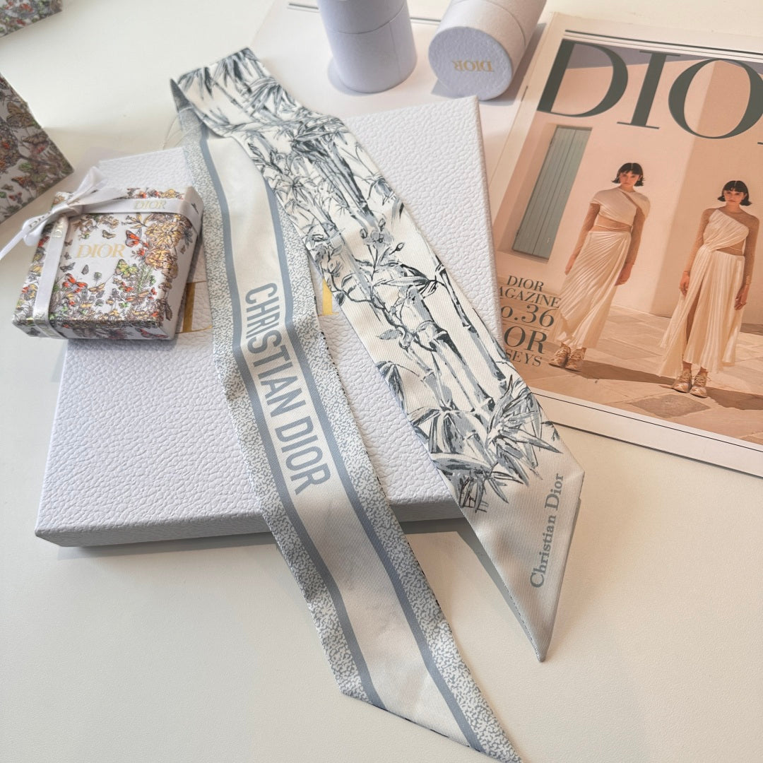 New classic printed silk scarf