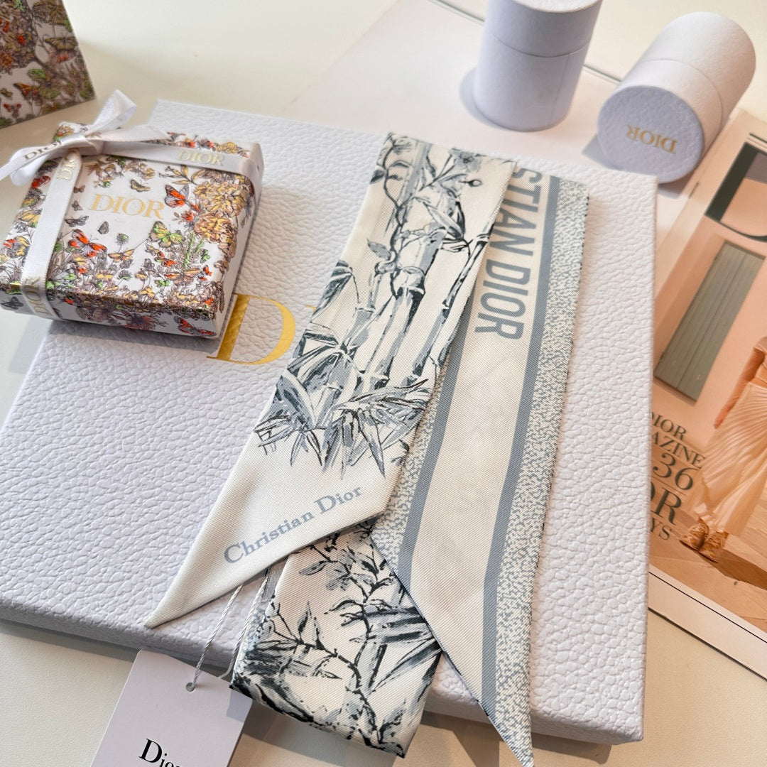 New classic printed silk scarf