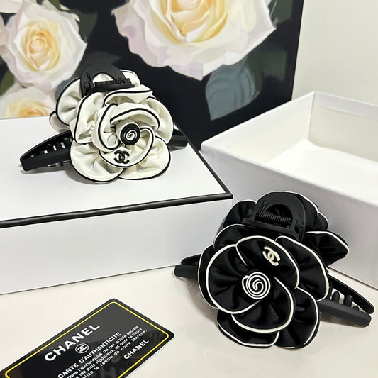 Camellia Vintage Hardware Grip
