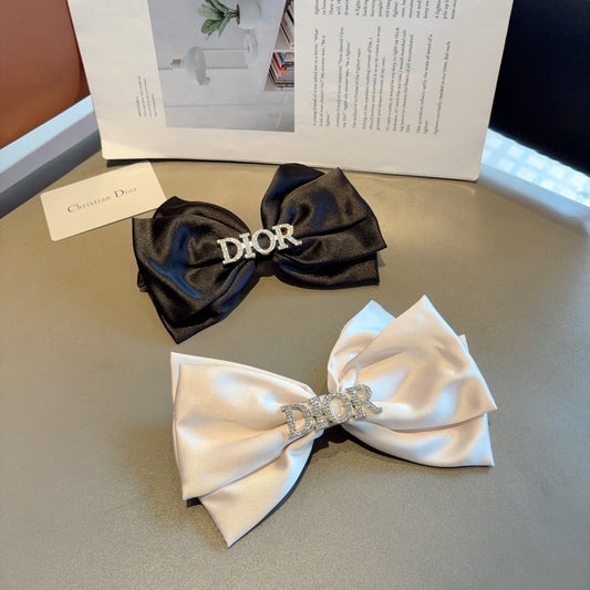 New bow clip