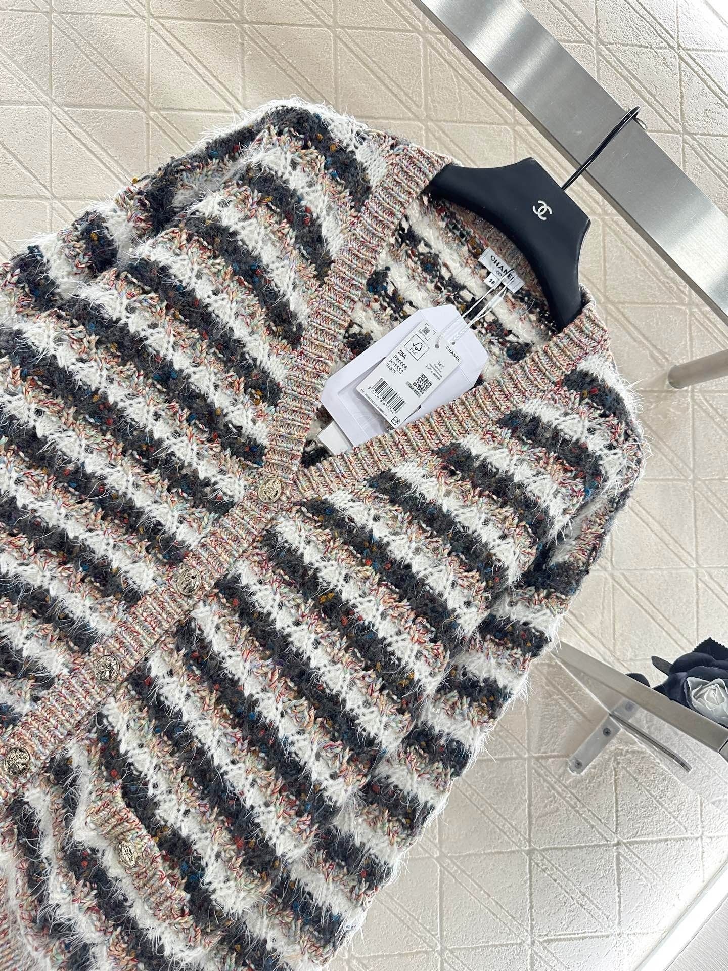 C 25 Cashmere Wool Striped Cardigan
