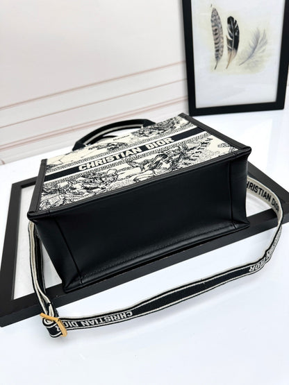 D 25 Embroidered Cowhide White Animal Small Crossbody Tote Bag