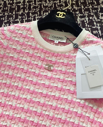 C 25 Pink Square Textured Knit Short Sleeve
