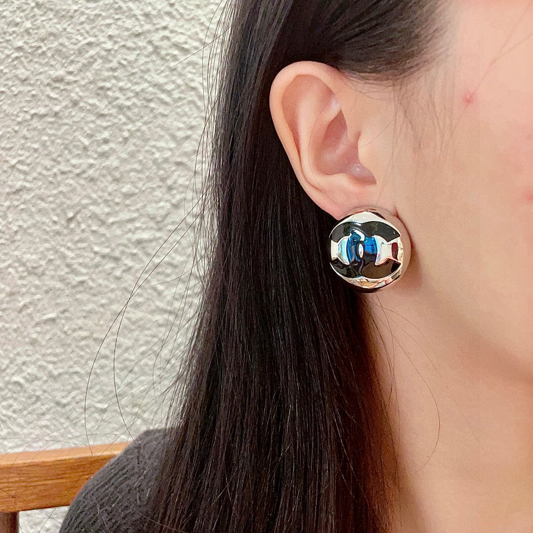 C 25 Round Earrings
