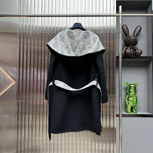 L 25 Classic wool coat